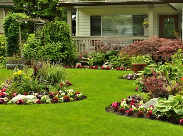 Flower Garden Planting in Grand Rapids